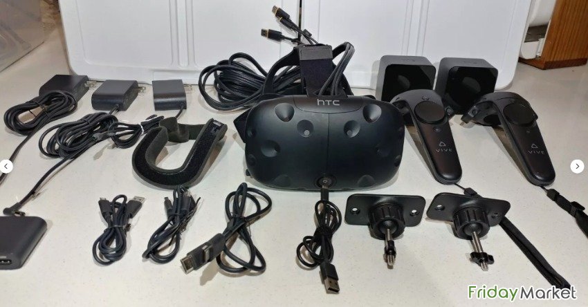 للبيع نظارة HTC Vive مع جميع ألعابها العالي البحرين