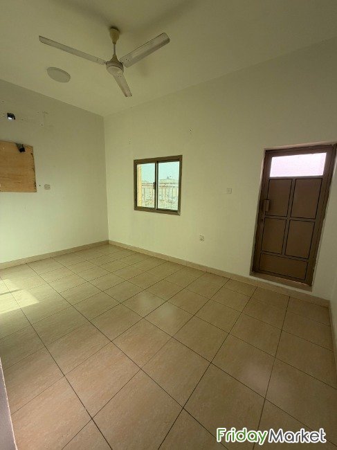 Apartment For Rent In Karana Located On The Second Floor No Elevator C المنامة البحرين